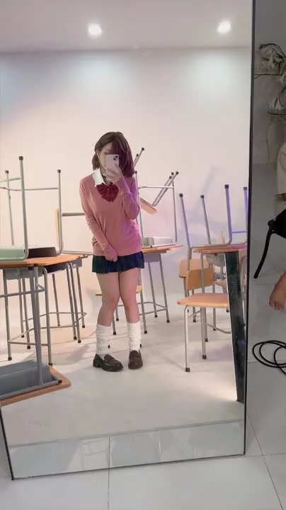 Umeko J cosplay album Umeko J: Momo Ayase - Seductive Classroom Gravure - Video 96